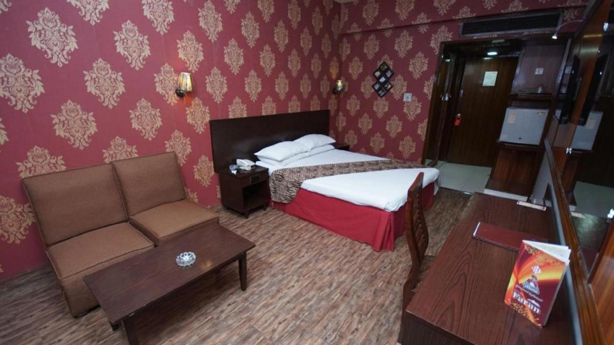 Faran Hotel Karachi Eksteriør bilde