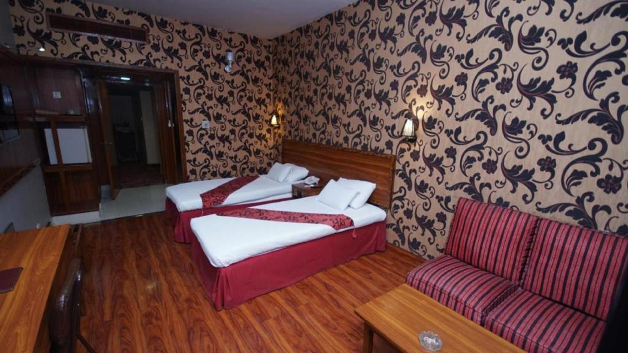 Faran Hotel Karachi Eksteriør bilde