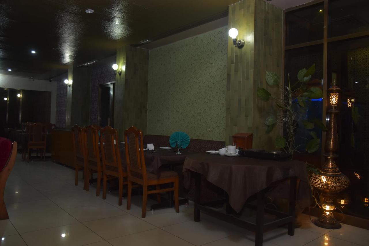 Faran Hotel Karachi Eksteriør bilde