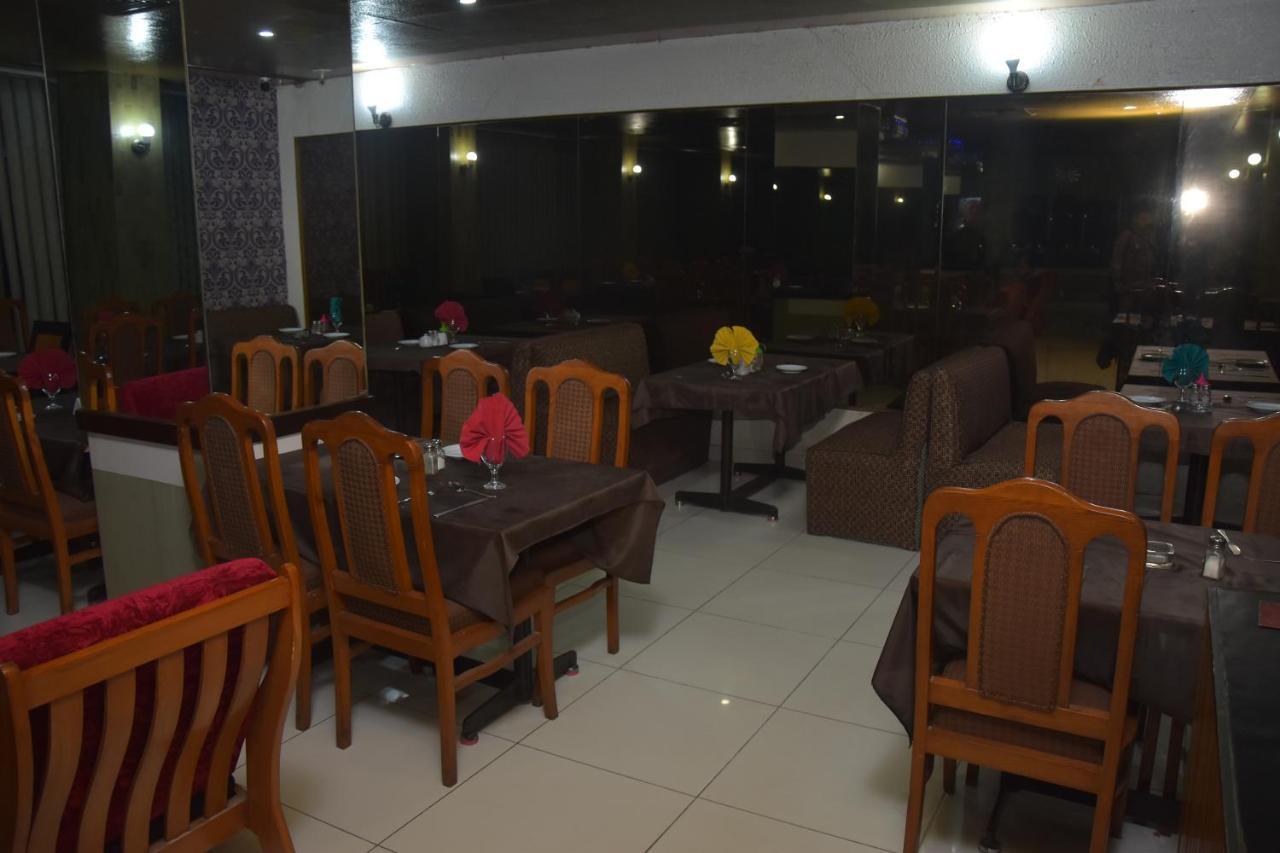 Faran Hotel Karachi Eksteriør bilde