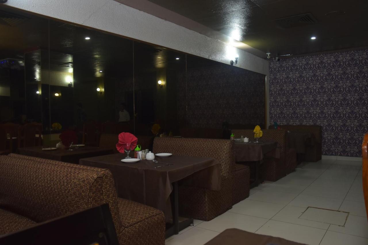 Faran Hotel Karachi Eksteriør bilde