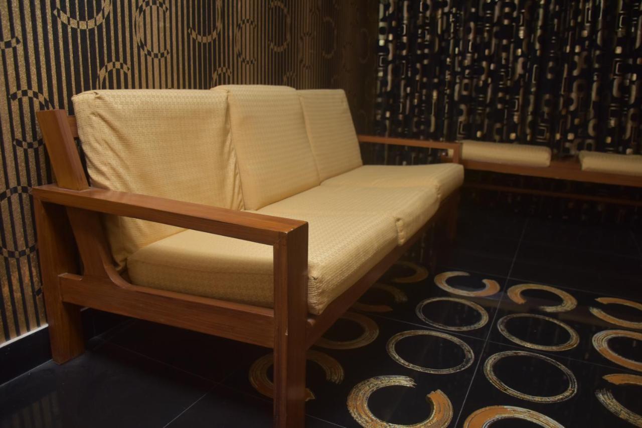 Faran Hotel Karachi Eksteriør bilde